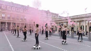 Γυμνόστηθη διαμαρτυρία στο Παρίσι: Σταματήστε τη γυναικοκτονία – ΦΩΤΟ