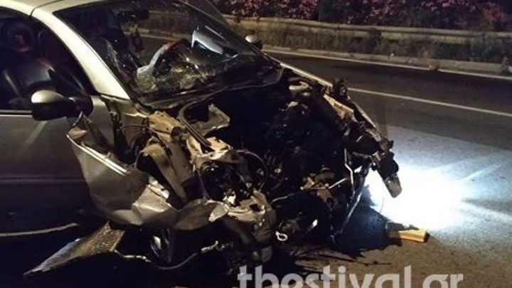 Σύγκρουση Ι.Χ. στον Περιφερειακό της Θεσσαλονίκης – ΦΩΤΟ