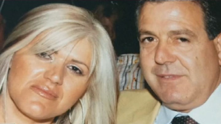 Ξέσπασε σε λυγμούς η χήρα του Γραικού: Πολλοί άφησαν υπονοούμενα για μένα – ΒΙΝΤΕΟ