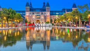 Μέτρα για τον περιορισμό των τουριστών στο Άμστερνταμ παίρνει η Ολλανδία