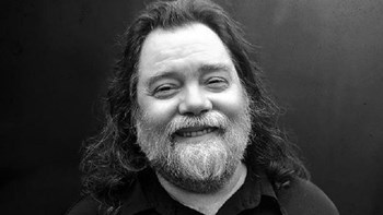 Πέθανε ο θρυλικός σταρ της “ψυχεδελικής επανάστασης” Ρόκι Έρικσον – ΒΙΝΤΕΟ