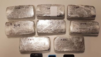 ΕΛ.ΑΣ.: Χειροπέδες σε 32χρονη έμπορο ναρκωτικών