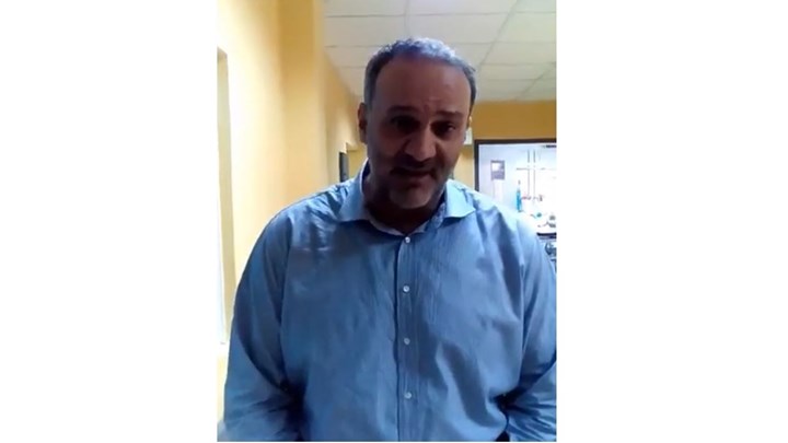 Σοβαρό επεισόδιο σε εκλογικό κέντρο – Ο Νίκος Μαυραγάνης πιάστηκε στα χέρια με τοπικό παράγοντα – ΒΙΝΤΕΟ