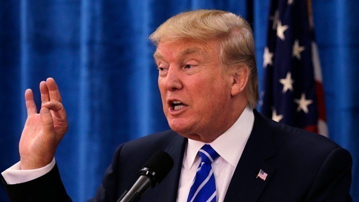 Ο Τραμπ επιμένει να απειλεί με δασμούς το Μεξικό αν δεν αναχαιτιστούν οι μεταναστευτικές ροές