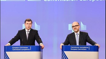 “Καμπανάκι” από τον Ντομπρόβσκις στην Αθήνα: Το ελληνικό πακέτο μέτρων είναι ακριβό και δεν πάει προς τη σωστή κατεύθυνση