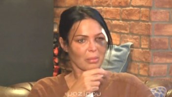 Κατήγγειλε τον Παπαμακάριο για ξυλοδαρμό η σύντροφός του – ΒΙΝΤΕΟ