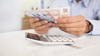 120 δόσεις: Πόσοι έχουν ρυθμίσει τα χρέη τους στα Ταμεία – Η “ακτινογραφία” των οφειλετών
