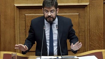 Κακούργημα ο βιασμός – Τροποποιήθηκε από τον Καλογήρου η ρύθμιση που προκάλεσε αντιδράσεις