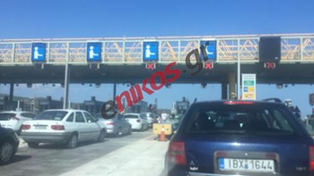 «Κομφούζιο»« στην Ε.Ο. Αθηνών – Κορίνθου – Ουρές χιλιομέτρων στα διόδια – ΦΩΤΟ αναγνώστη