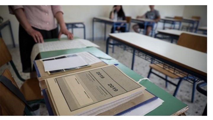 Αντιδράσεις στα Χανιά για τους εργοδότες που δεν επέτρεψαν σε εργαζόμενους μαθητές να δώσουν Πανελλήνιες