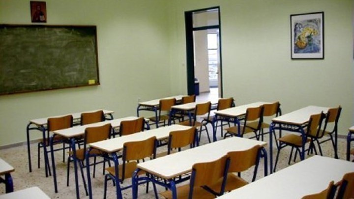 “Ξήλωσαν” τον δάσκαλο στη Ρόδο που κλείδωσε μαθητή στην τάξη