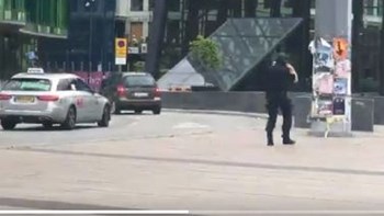 Η αστυνομία πυροβόλησε άνδρα που απειλούσε να ανατινάξει σιδηροδρομικό σταθμό στη Σουηδία  – ΒΙΝΤΕΟ