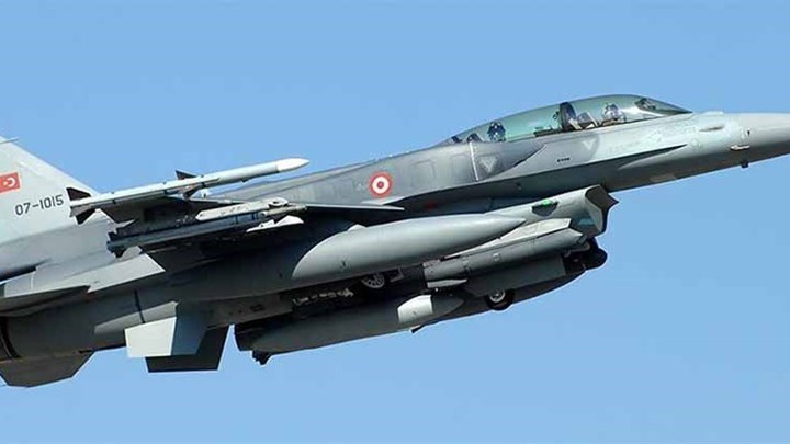 Τουρκικά μαχητικά πέταξαν πάνω από την Κίναρο – ΤΩΡΑ