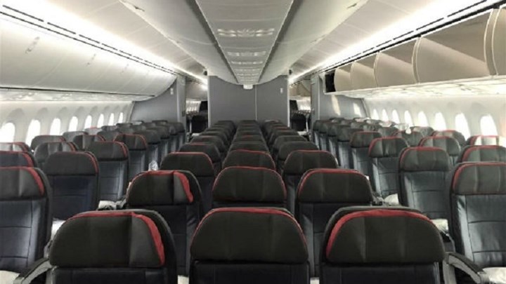 Έκανε αγωγή σε αεροπορική εταιρεία γιατί δεν της έδιναν νερό κατά τη διάρκεια πτήσης