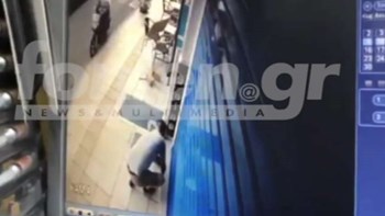 Έκανε τον… ντετέκτιβ μέσω του Facebook – Εντόπισε τον κλέφτη και τον ανάγκασε να του επιστρέψει τα κλοπιμαία – ΒΙΝΤΕΟ