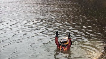 Η συγκλονιστική αντίδραση του δύτη μόλις εντόπισε την 6χρονη Σιέρα: “Άναψε ένα κερί για το μωρό” – ΦΩΤΟ