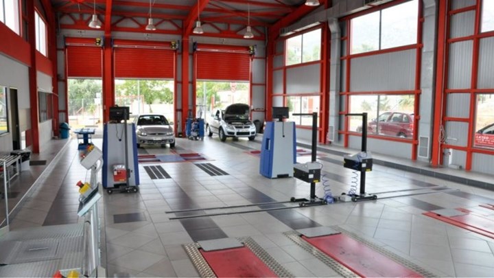 “Κινούμενες βόμβες” τα οχήματα που δεν έχουν περάσει ΚΤΕΟ: Τι θα γίνει με τις διασταυρώσεις – Τι λέει στο enikos.gr ο πρόεδρος των Ιδιωτικών ΚΤΕΟ