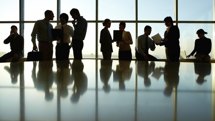 Η Γηραιά Ήπειρος γερνάει και δεν γεννάει – Μειώνεται το εργατικό δυναμικό – SOS για την Ελλάδα