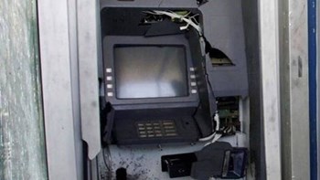 Ανατίναξαν ΑΤΜ στην Ακράτα