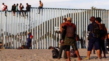 Σύλληψη 791 μεταναστών στα σύνορα ΗΠΑ-Μεξικού