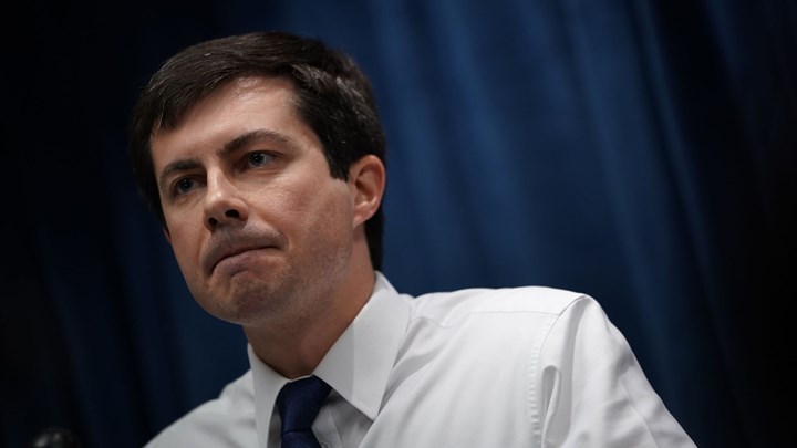 Πιτ Μπούτιτζετζ: Θα ήθελα να κάνω οικογένεια με τον σύζυγό μου αν εκλεγώ Πρόεδρος