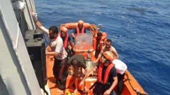 Βυθίστηκε λέμβος με μετανάστες στα ανοικτά της Τουρκίας – Εννέα αγνοούμενοι