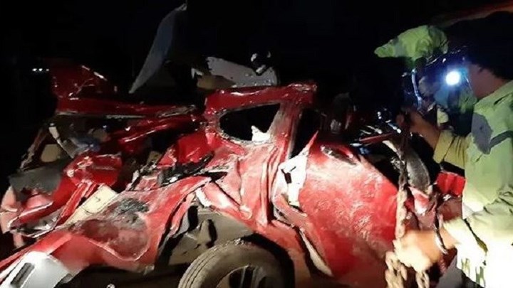 Φονική καραμπόλα στην Ινδονησία – Λεωφορείο σκόρπισε τον θάνατο όταν επιβάτης προσπάθησε να πάρει το τιμόνι από τον οδηγό – ΒΙΝΤΕΟ