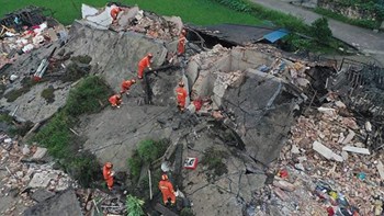 Τουλάχιστον 12 νεκροί και 134 τραυματίες από τον φονικό σεισμό στην Κίνα – ΦΩΤΟ – ΒΙΝΤΕΟ