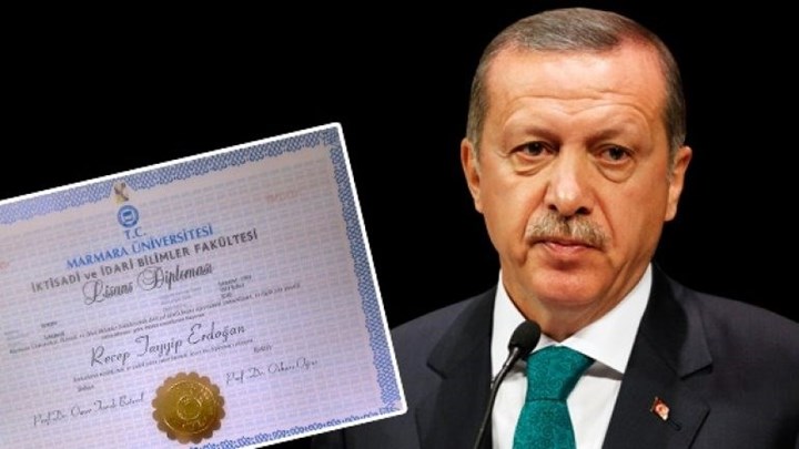 Νέος σάλος στην Τουρκία με το πτυχίο του Ερντογάν – Είναι τελικά πλαστό;