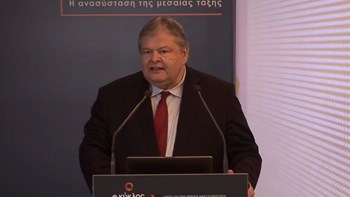 Βενιζέλος: Ποτέ δεν ήμουν τόσο μόνος, αλλά και τόσο συλλογικός – ΒΙΝΤΕΟ