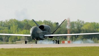 Το Ιράν κατέρριψε αμερικανικό κατασκοπευτικό drone – Τι αναφέρει αξιωματούχος των ΗΠΑ