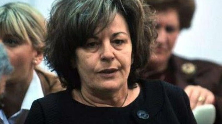 Κατέρρευσε στο δικαστήριο η μητέρα του Παύλου Φύσσα