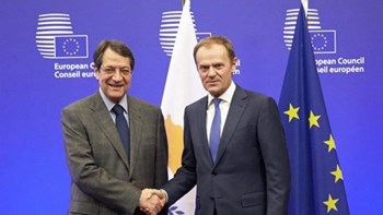 Τουσκ: Το Ευρωπαϊκό Συμβούλιο θα επιβεβαιώσει την πλήρη αλληλεγγύη του στην Κύπρο