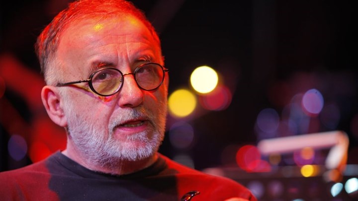 Συγκλονίζει ο Θάνος Μικρούτσικος που μιλά για τη μάχη του με τον καρκίνο – ΒΙΝΤΕΟ