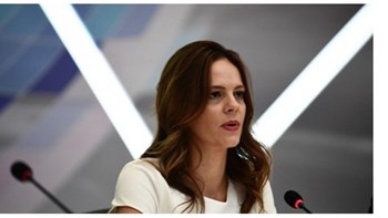 Αχτσιόγλου: Ακραία νεοφιλελεύθερη η ατζέντα Μητσοτάκη – Τι είπε για την αγορά εργασίας και τις εκλογές