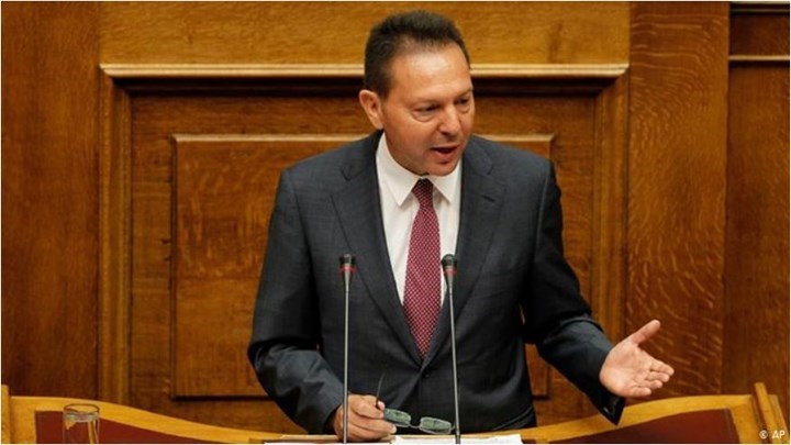 Στουρνάρας: Πρέπει να μειωθούν οι δημοσιονομικοί στόχοι σε συνεννόηση με τους θεσμούς