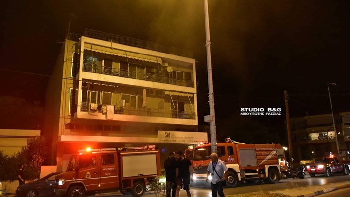 Πυρκαγιά σε κατάστημα στο Ναύπλιο – ΒΙΝΤΕΟ – ΦΩΤΟ