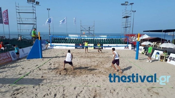 Σε γήπεδο beach volley μετατρέπεται η πλατεία Αριστοτέλους