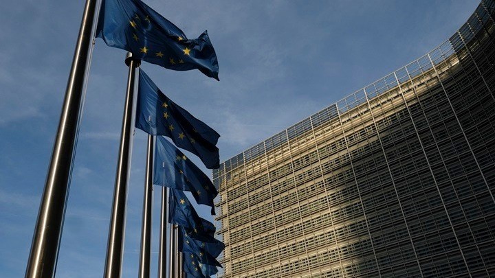 Οι Βρυξέλλες παρατείνουν τις οικονομικές κυρώσεις σε βάρος της Μόσχας