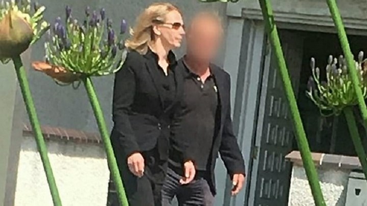 Παντρεμένη γυναίκα παρενοχλούσε σεξουαλικά 14χρονη – ΦΩΤΟ