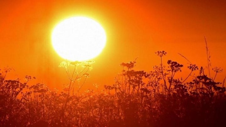 Στους 37°C ανέβηκε ο υδράργυρος με μελτέμια 111 χλμ την ώρα – Η πρόγνωση του καιρού για την Παρασκευή