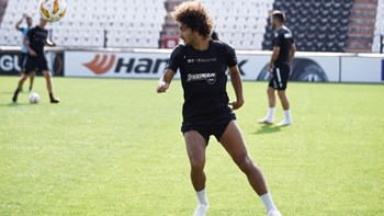 Συγχωροχάρτι της ομοσπονδίας στον Ουάρντα για το «ροζ» σκάνδαλο –Επιστρέφει στους «16»