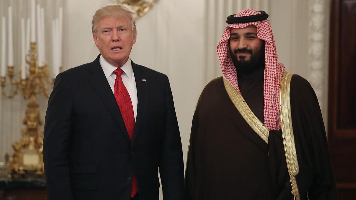 Ο Τραμπ επαινεί τον «φίλο» του πρίγκιπα διάδοχο της Σαουδικής Αραβίας για το «εξαιρετικό του έργο»