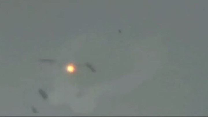 Νικητής σμήνος πουλιών σε “αερομαχία” με μαχητικό αεροσκάφος – ΒΙΝΤΕΟ