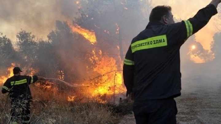 Ενισχύθηκαν οι πυροσβεστικές δυνάμεις στον ΧΥΤΑ Φυλής