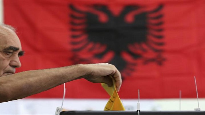 Σε κλίμα έντασης οι δημοτικές εκλογές στην Αλβανία