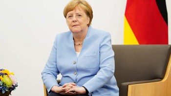 Μέρκελ: Δεν θα είναι εύκολες οι διαπραγματεύσεις για τον νέο πρόεδρο της Κομισιόν