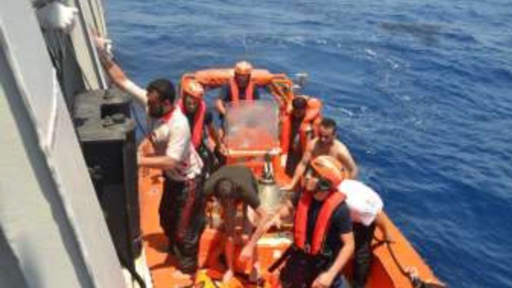 Λέμβο με 47 μετανάστες εντόπισε το Λιμενικό στην Αλέξανδρούπολη