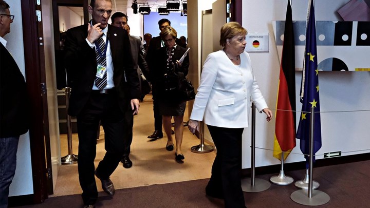 Ράκος η Μέρκελ μετά τη Σύνοδο Κορυφής – ΦΩΤΟ