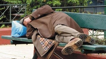 Συνελήφθη και η δεύτερη γυναίκα για τον ξυλοδαρμό του άστεγου στη Χαλκίδα